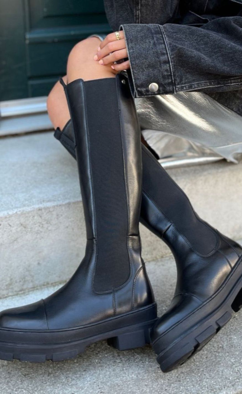 Copenhagen Shoes Støvle - Follow Me - Black (With Black Stiches)
