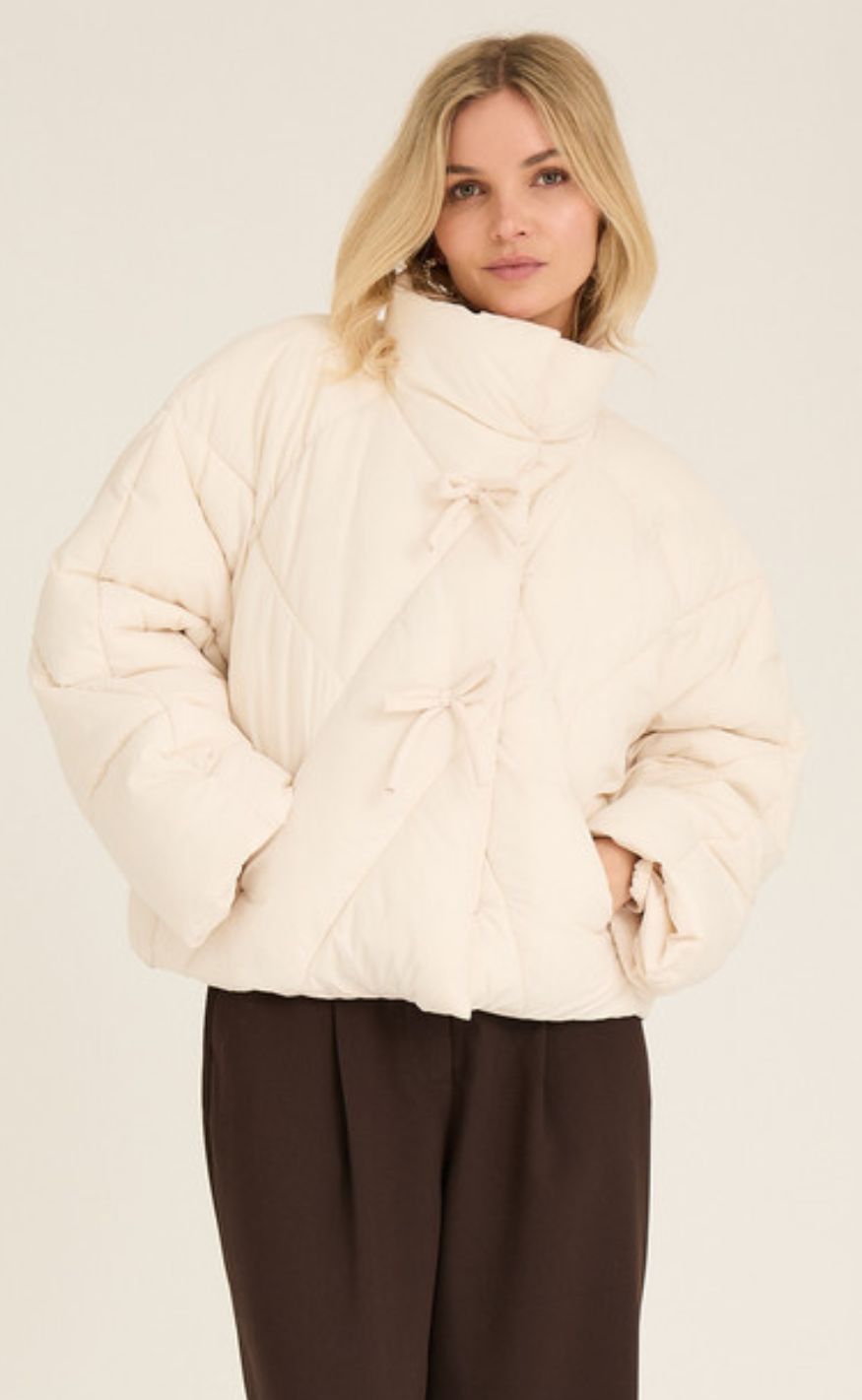 A-View Jakke - Bowy Puffer - Off White