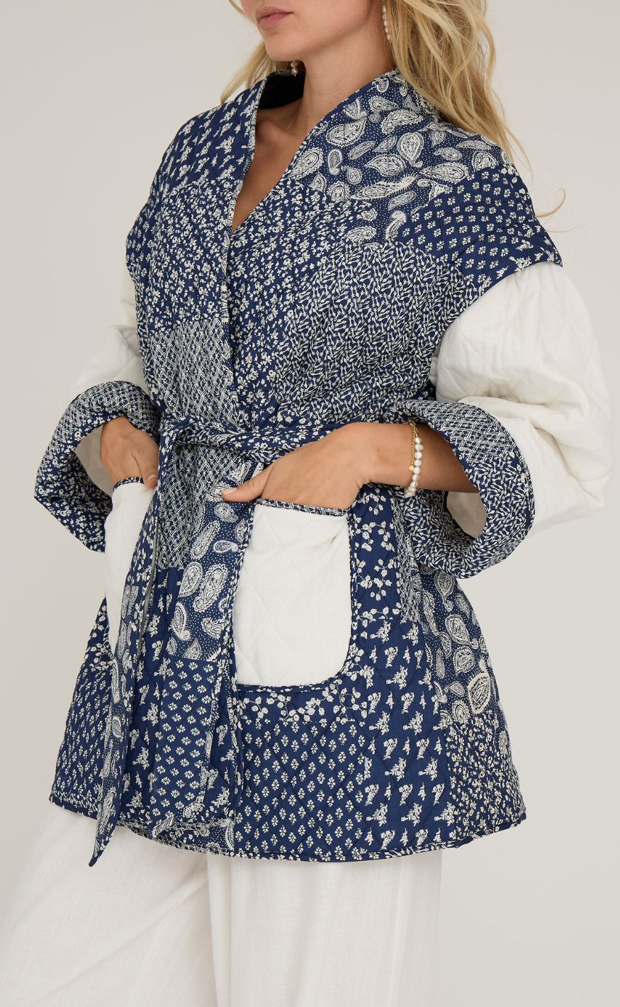 A-View Jakke - Katie patch - 687 Navy/white
