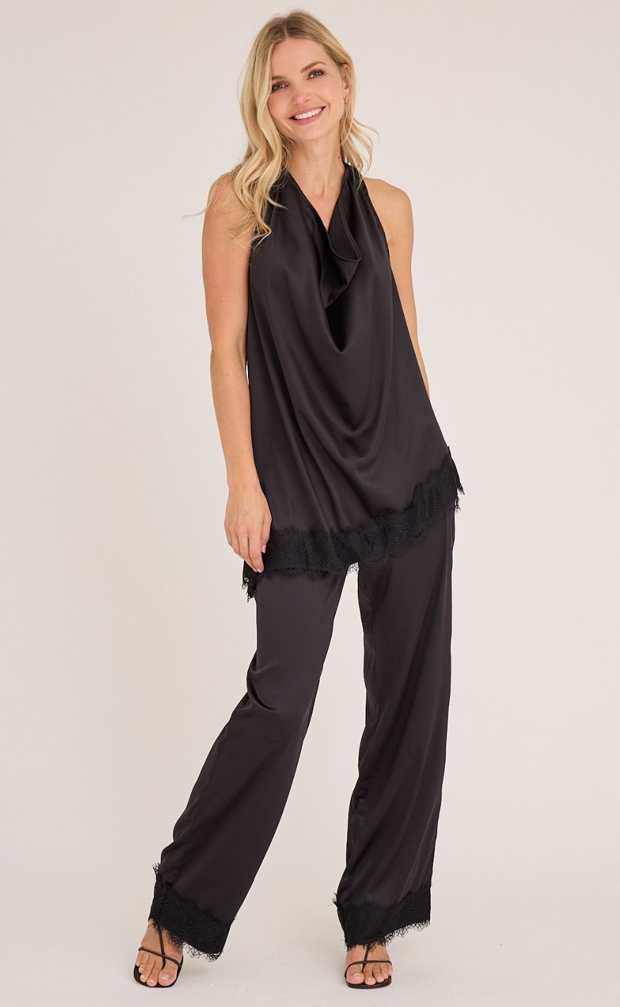 A-View Top - Katti Asymetric - Black