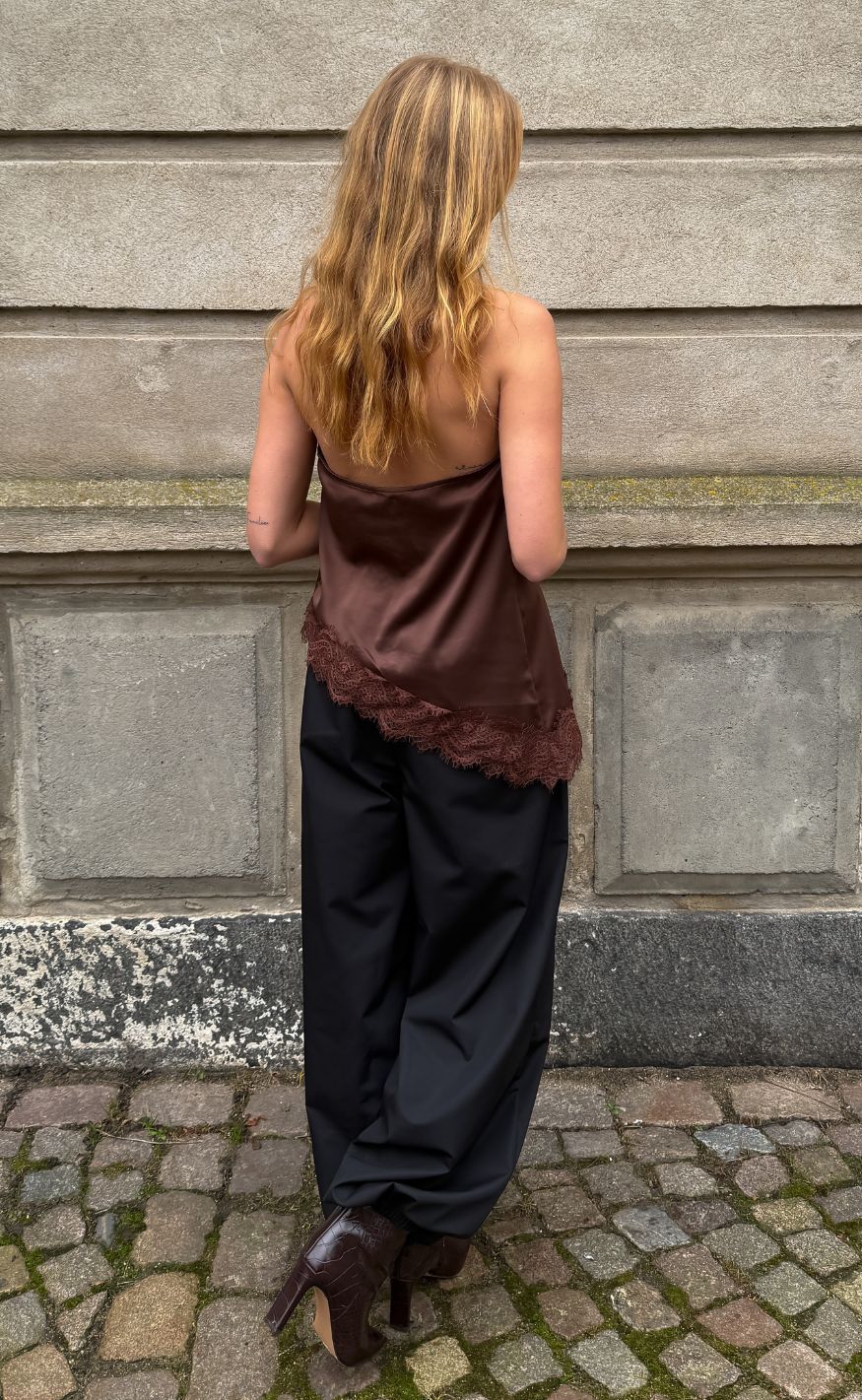 A-View Top - Katti Asymetric - Dark Brown