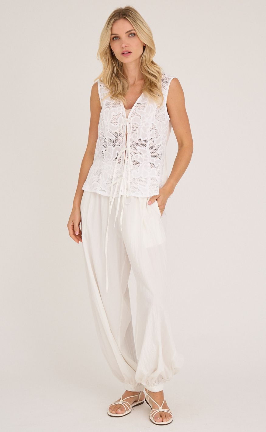 A-View Vest - Alucy - White