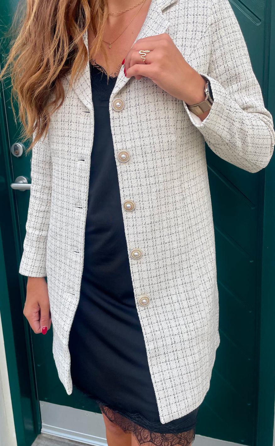 A-view Blazer - Carly Bouchle - Sand