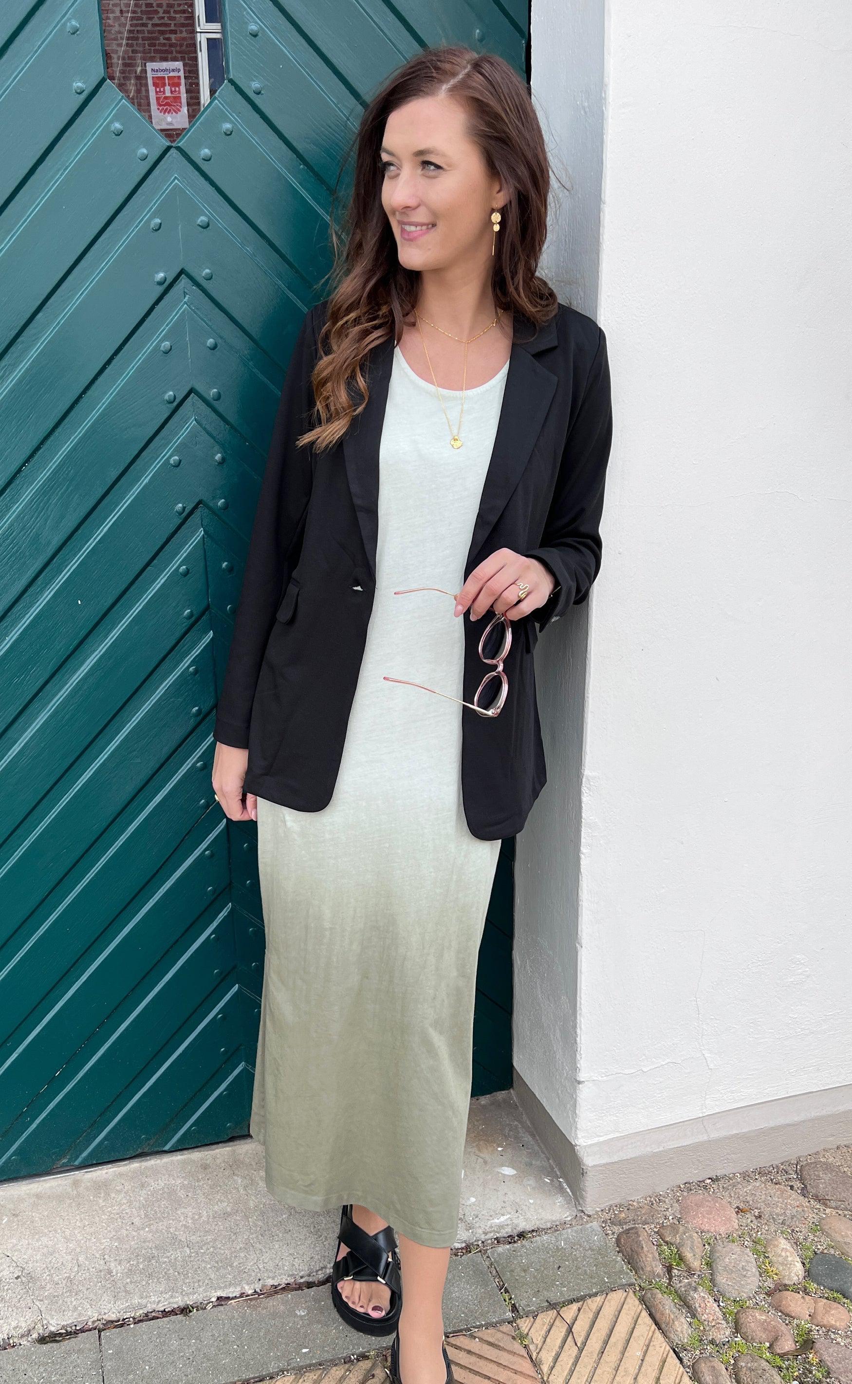 Basic Apparel Kjole - Rebekka - Vetiver