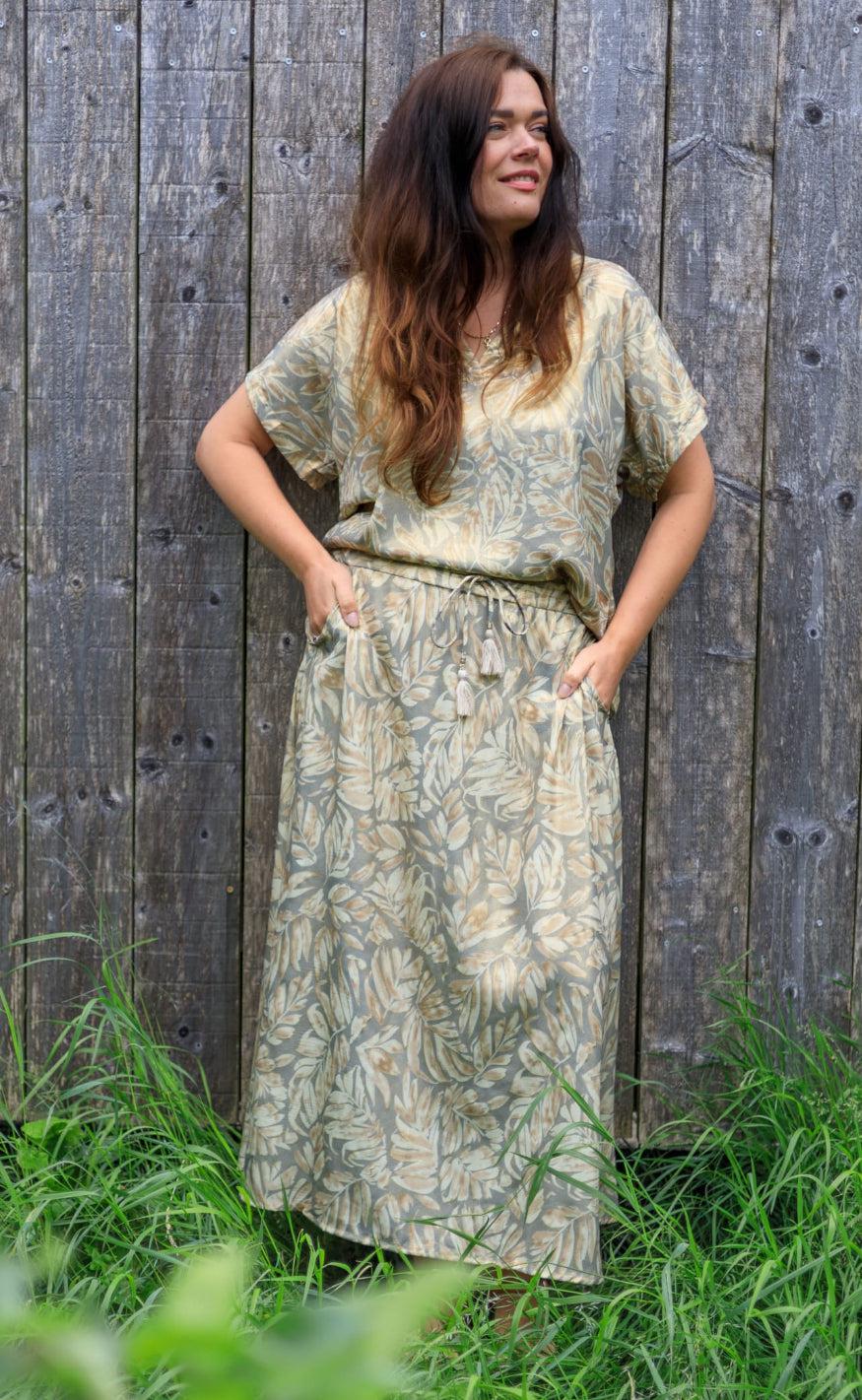 Black Colour Top - Luna Andrea - Golden Sand