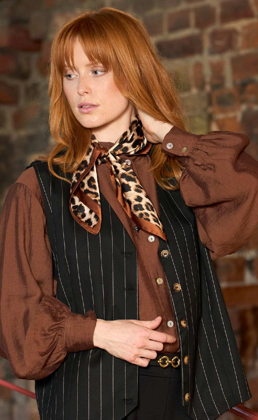 Black Colour Tørklæde - Nira Mini - Leo