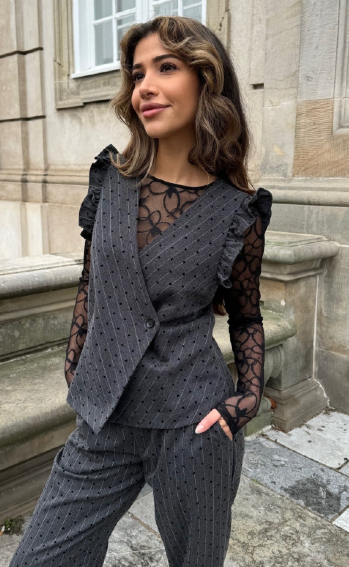 Continue Vest - Lydia Heart - Grey Stribe