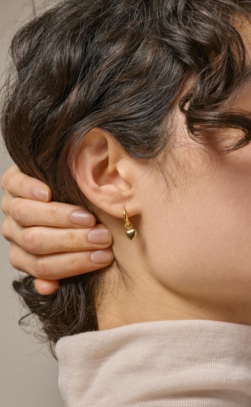 ENAMEL Copenhagen Øreringe - Amore Hoops - Gold Colour