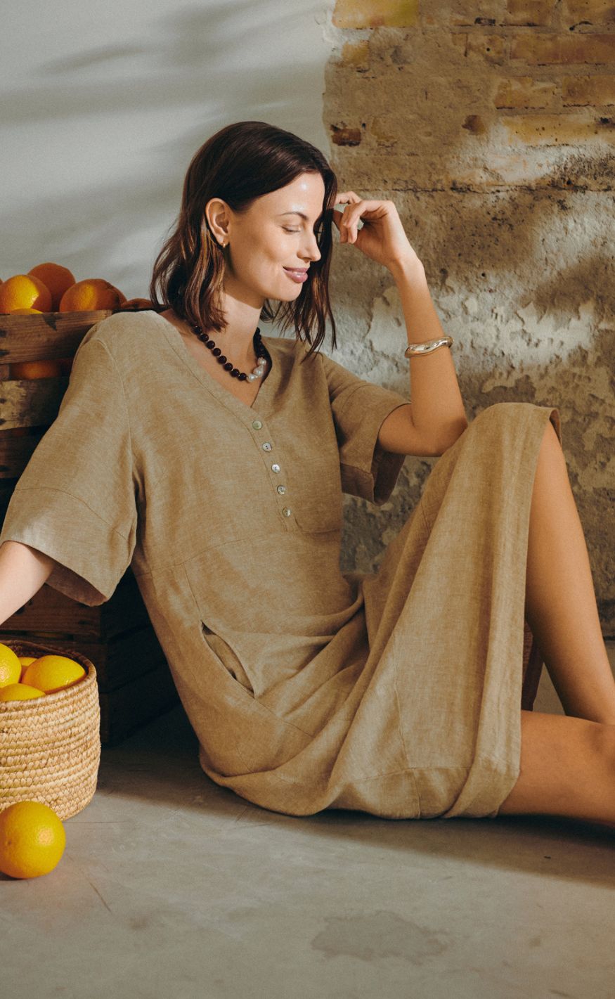 Freequent Kjole - Lava SS V-neck - Sand Melange