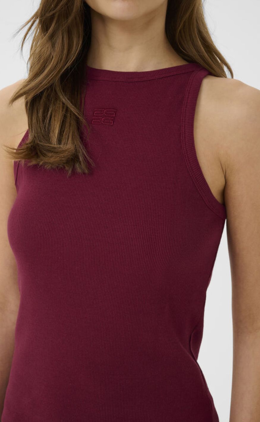 Gestuz Top - Drew Logo 2.0 - Cabernet