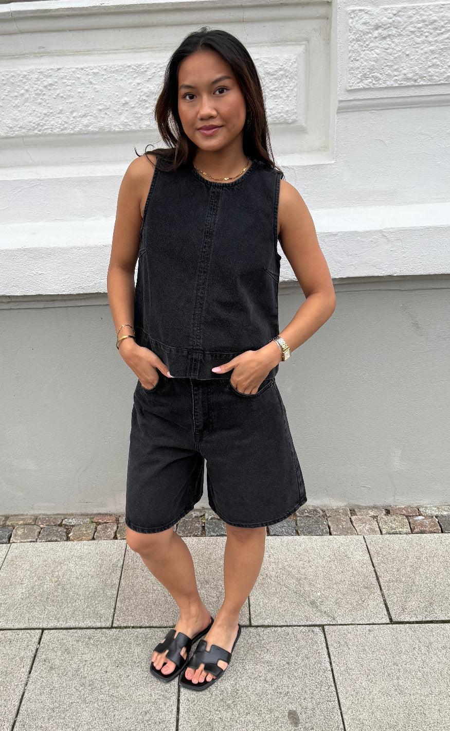 Global Funk Top - Rihne-G - Rebel Black