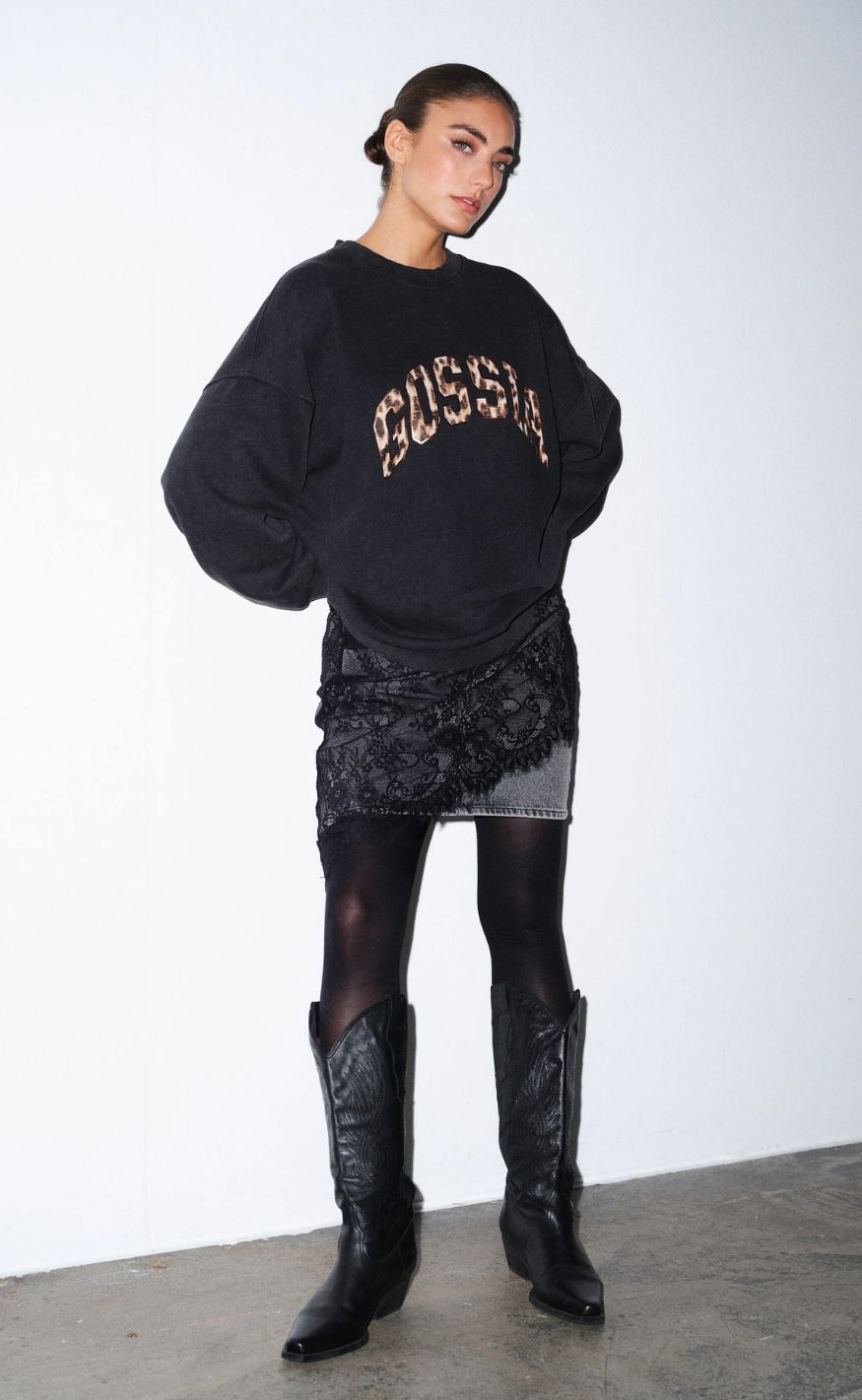 Gossia Sweatshirt - Malin - Black Washed