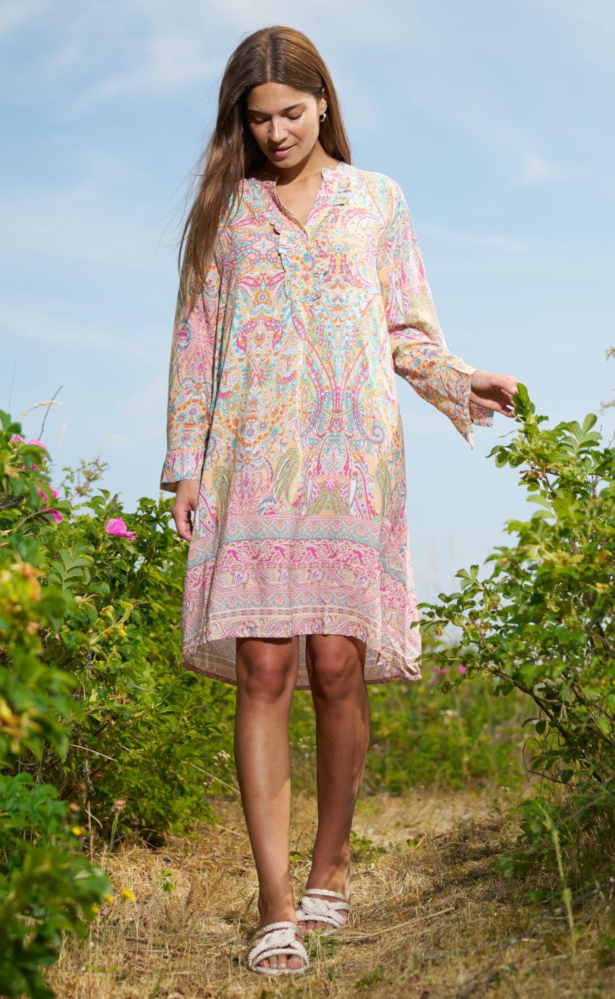 Marta Du Chateau Kjole - 2604B - Bellini Rosa