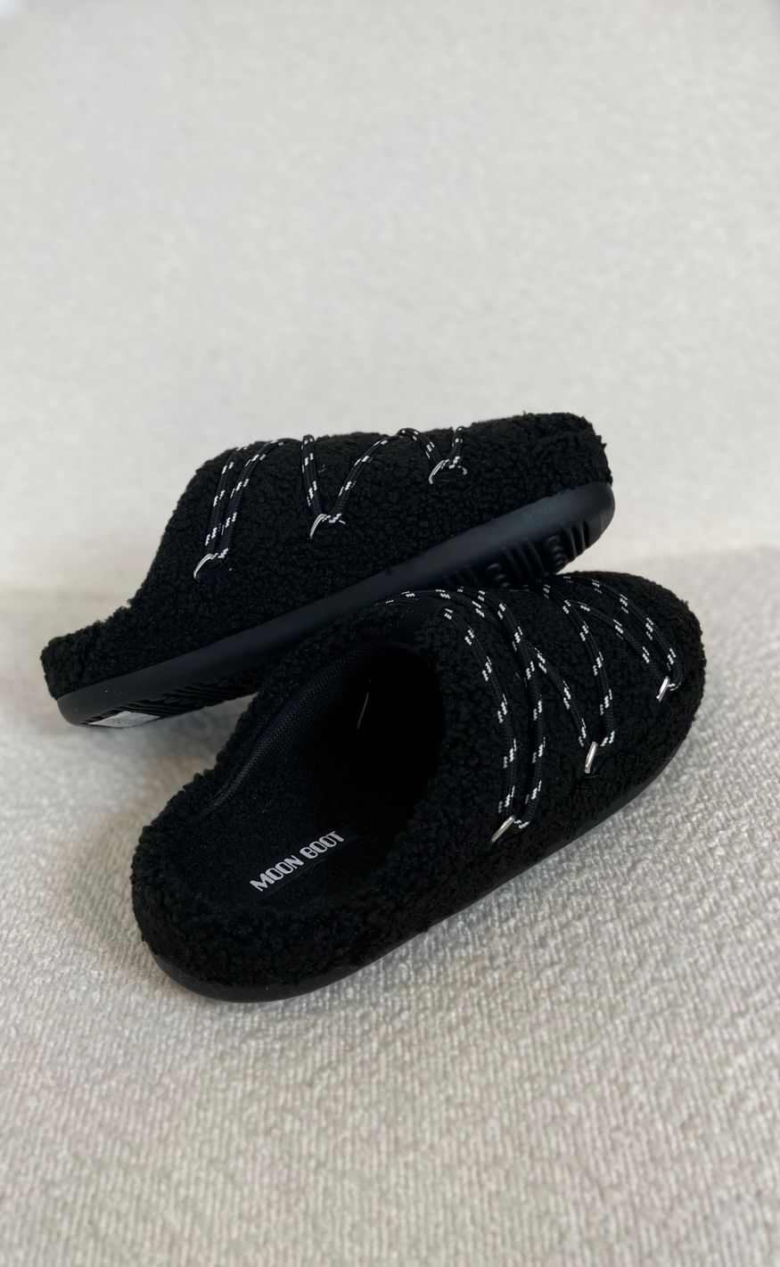 Moon Boots Slippers - Teddy - Black