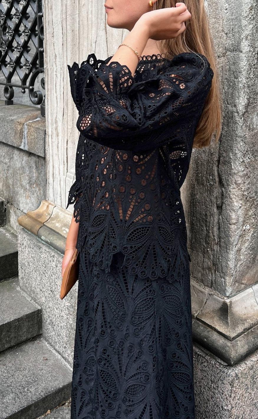 Neo Noir Bluse - Adela Embroidery - Black