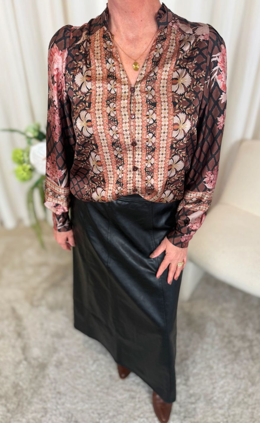 Neo Noir Bluse - Massima Botanical - Black