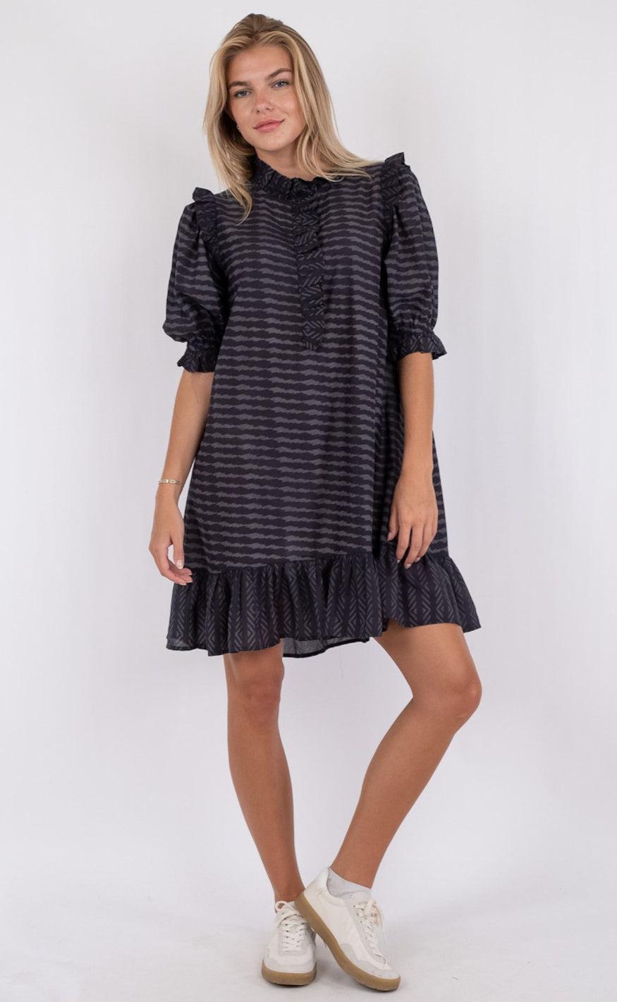 Neo Noir Kjole - Hani Graphic - Black