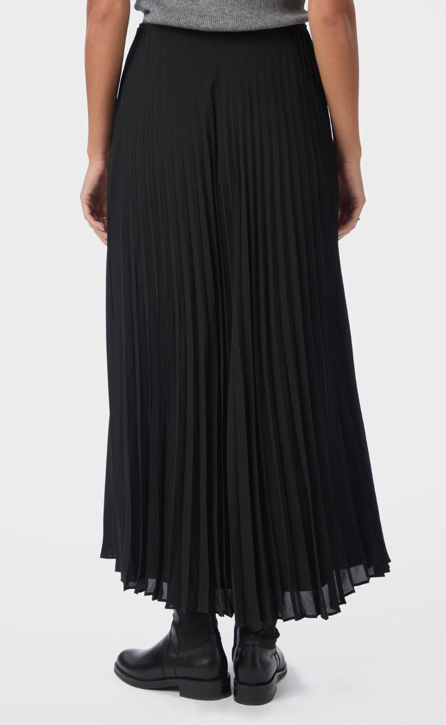 Neo Noir Nederdel - Boni Simple Plisse - Black