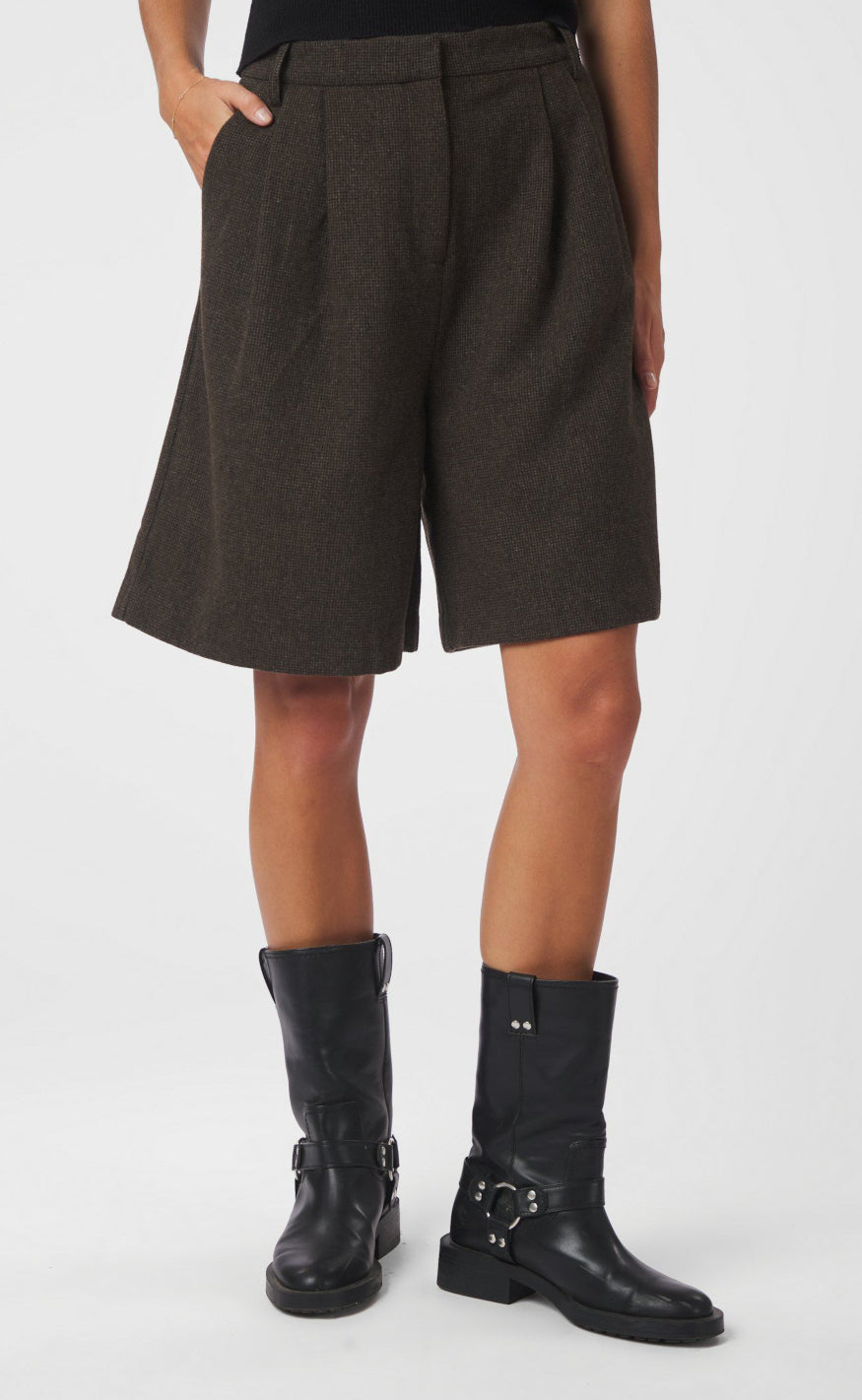 Neo Noir Shorts - Nika Mini - Brown Melange
