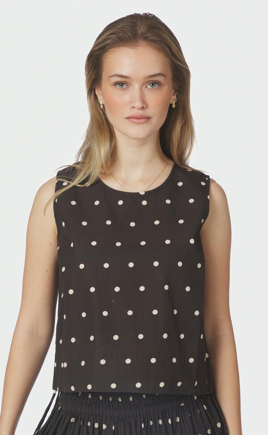 Neo Noir Top - Polly Dot - Dark Brown