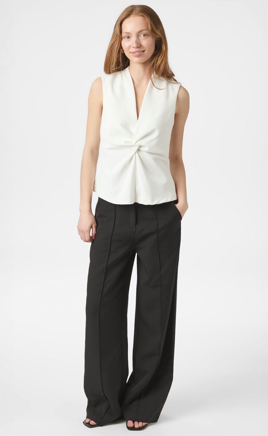 Neo Noir Top - Vini - White