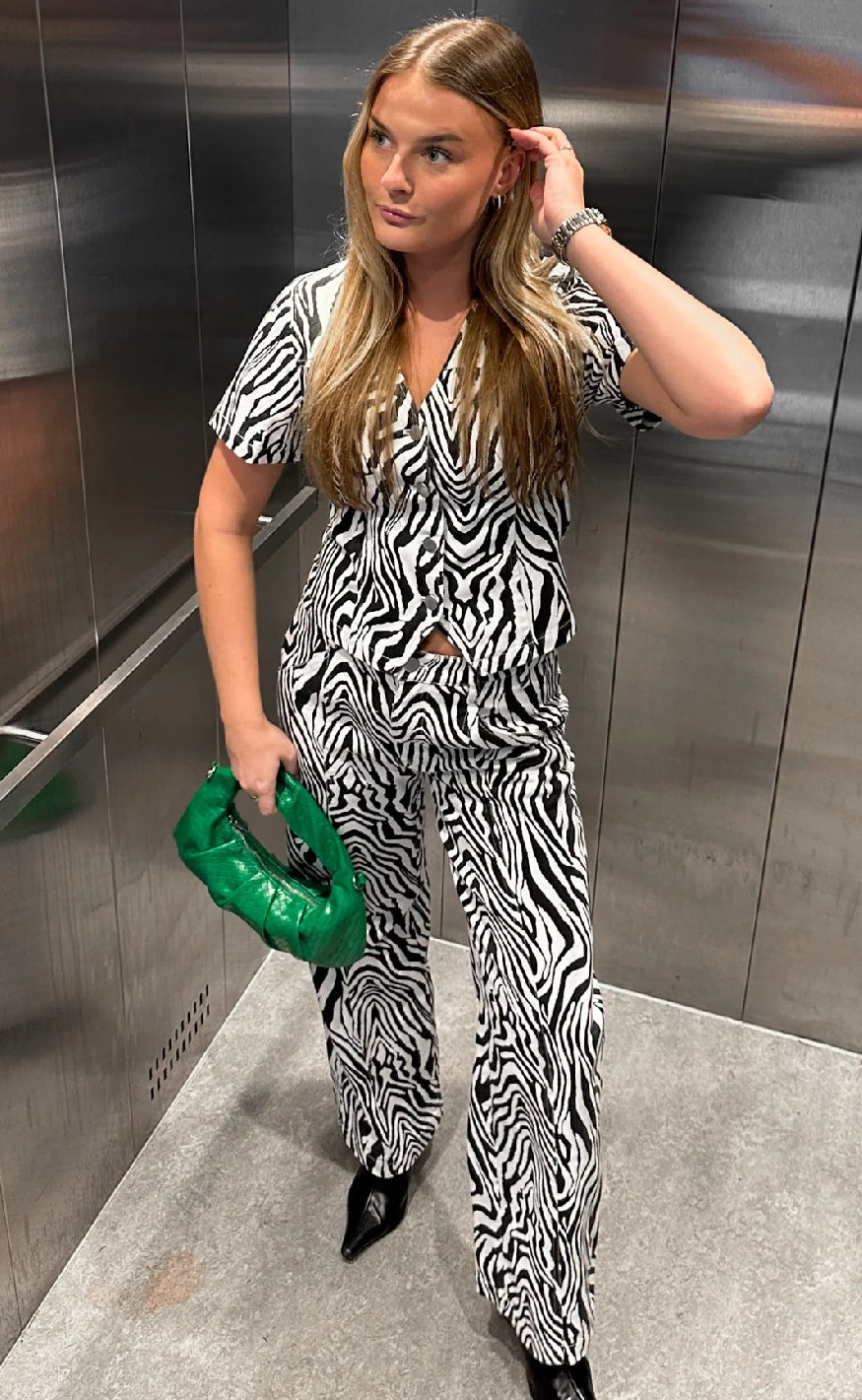 Noella Bluse - Stormina - Taleah Zebra Print