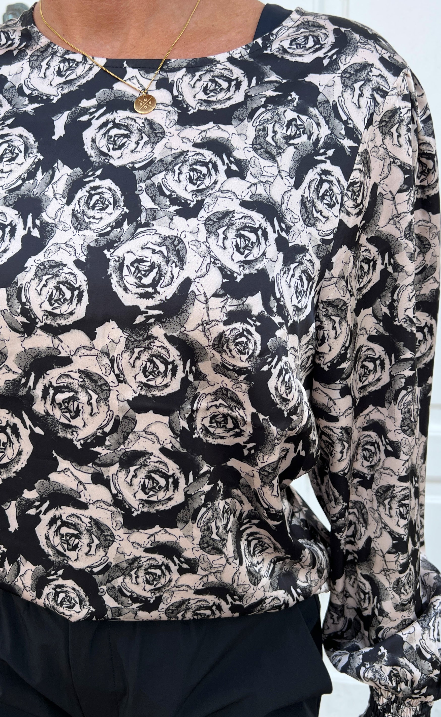 Say INA Copenhagen Bluse - Chili - Black Roses