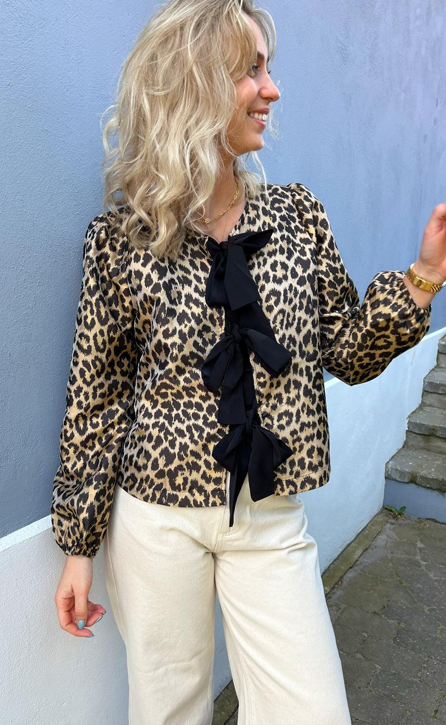 Say INA Copenhagen Bluse - Sussi - Shiny Leopard