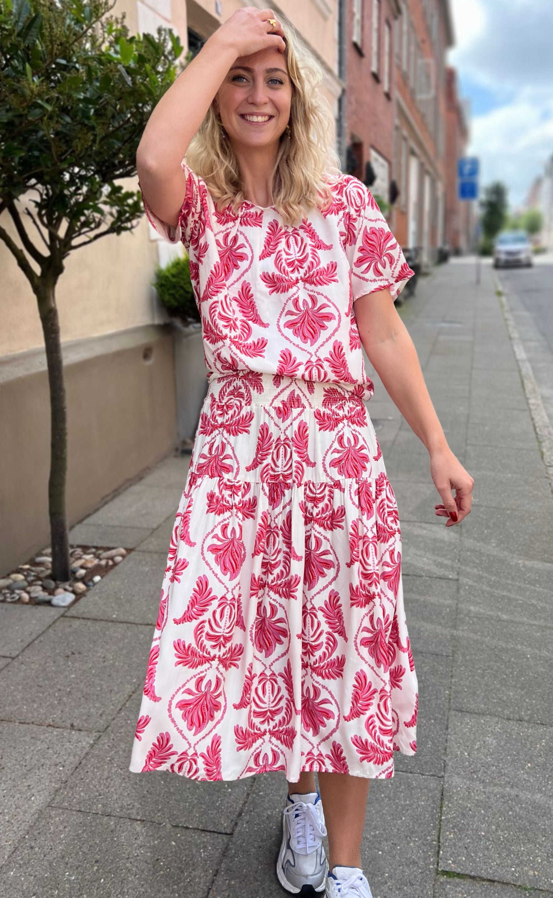 Say INA Copenhagen Bluse - Vicky - White/Pink Paisley