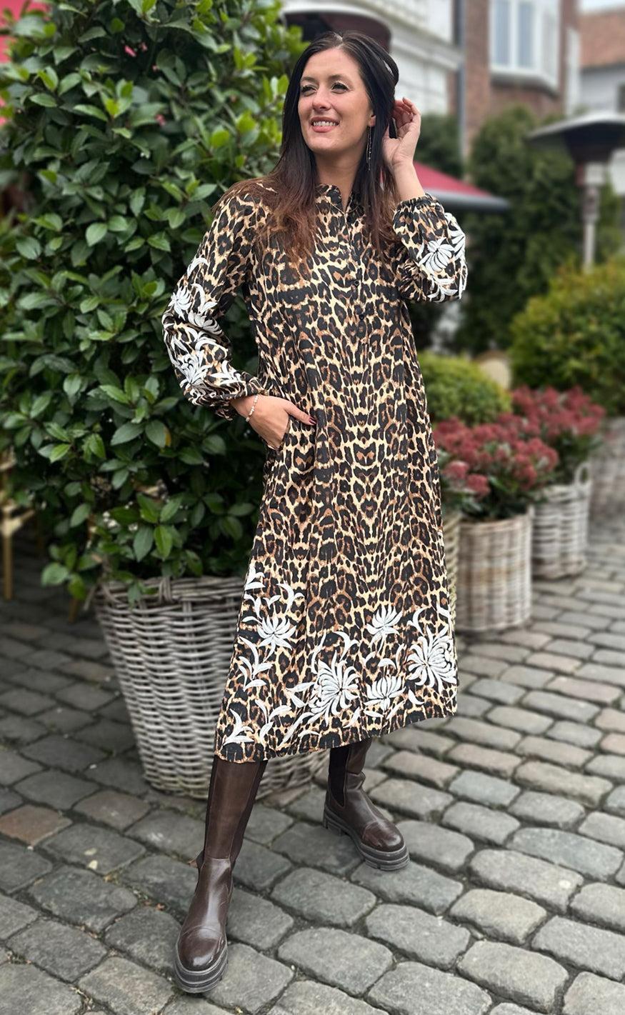 Say INA Copenhagen Kjole - Tilde Long - Leopard W. Embroidery