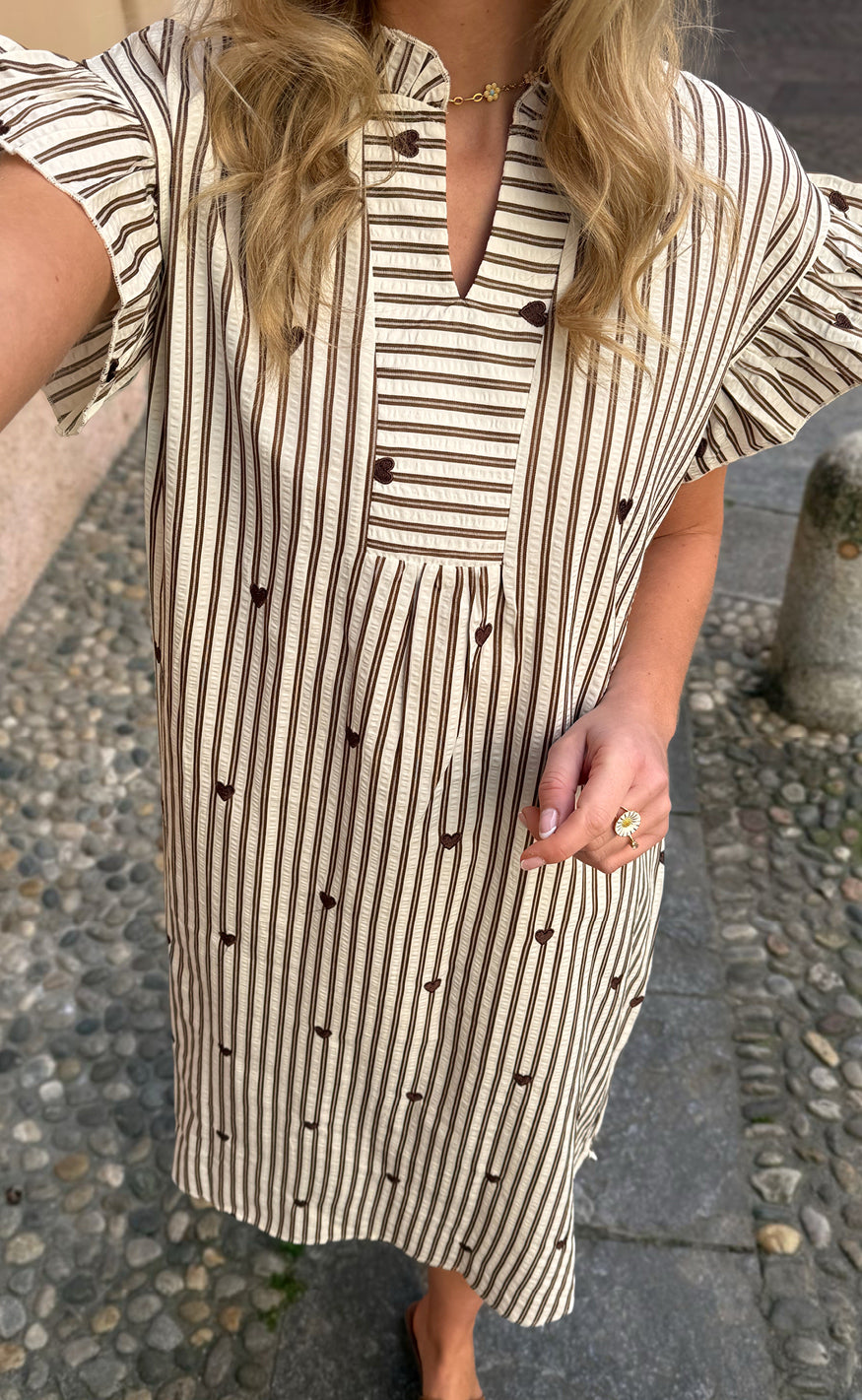 Say INA Copenhagen Kjole - Winnie - White / Brown Striped W. Brown Hearts
