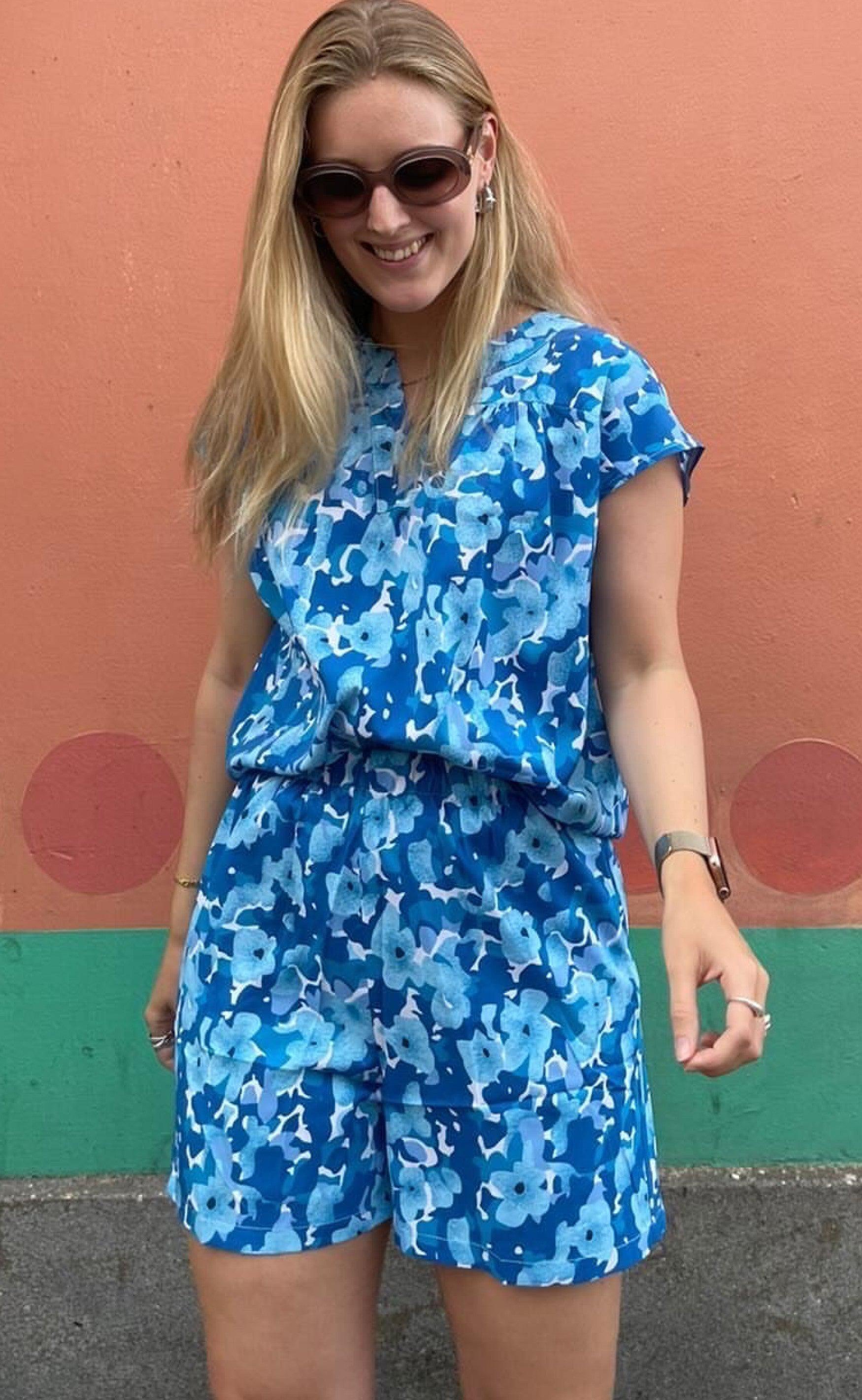 Say INA Copenhagen Top - Amelia - Blue Flower