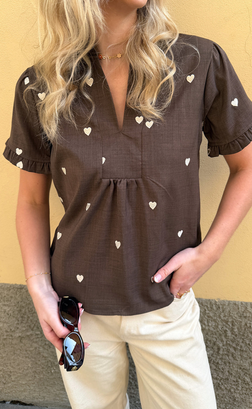 Say INA Copenhagen Top - Winnie New - Dark Brown W. Off White Embroidery Hearts