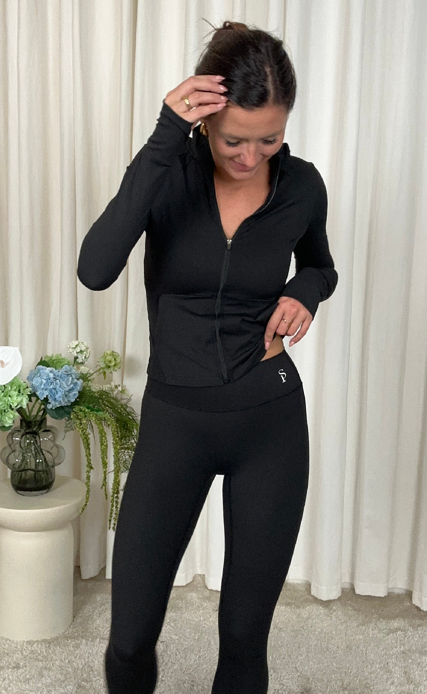 Sisters Point Leggings - Lay-LEG - Black