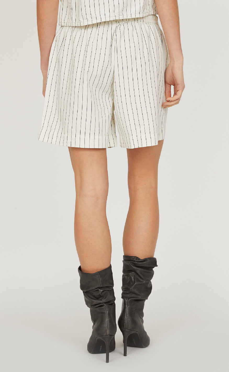 Sisters Point Shorts - Ella-SHO9 - Cream/Navy