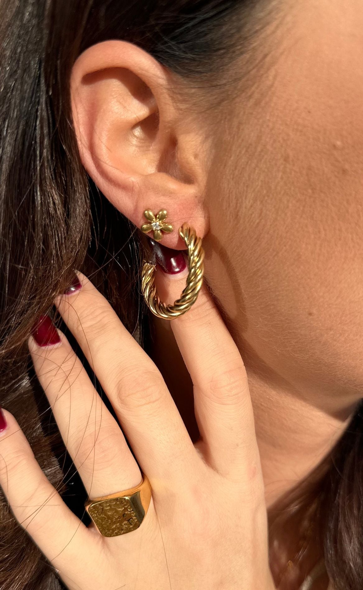 Smykkeli Copenhagen Øreringe - Taiwan Twisted Hoops - Gold Colour