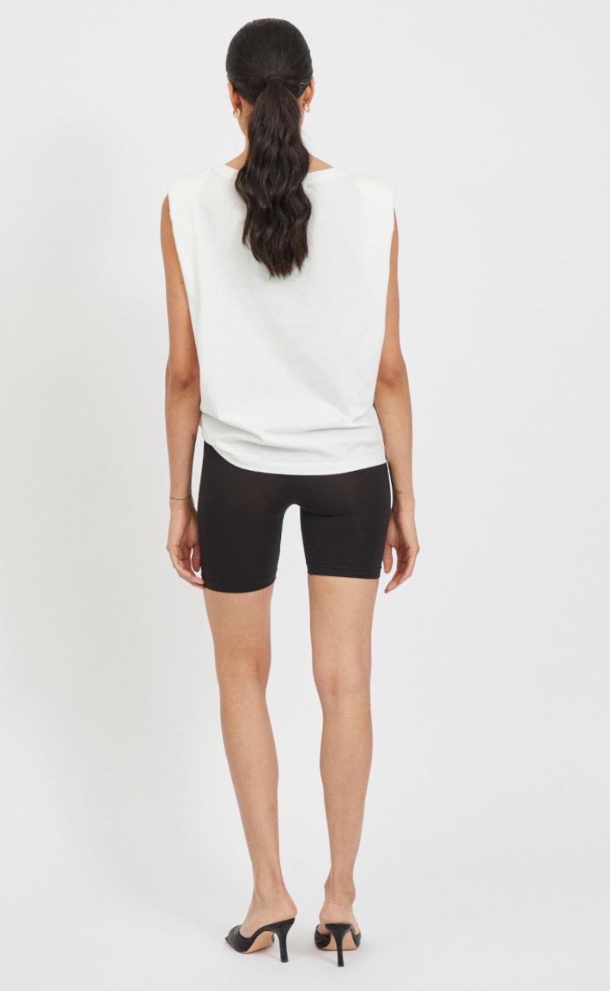 VILA Shorts - Seam Mini - Black