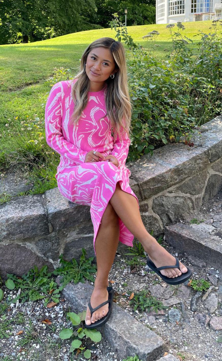 A-View Kjole - Kira Swirly Kjole - Pink