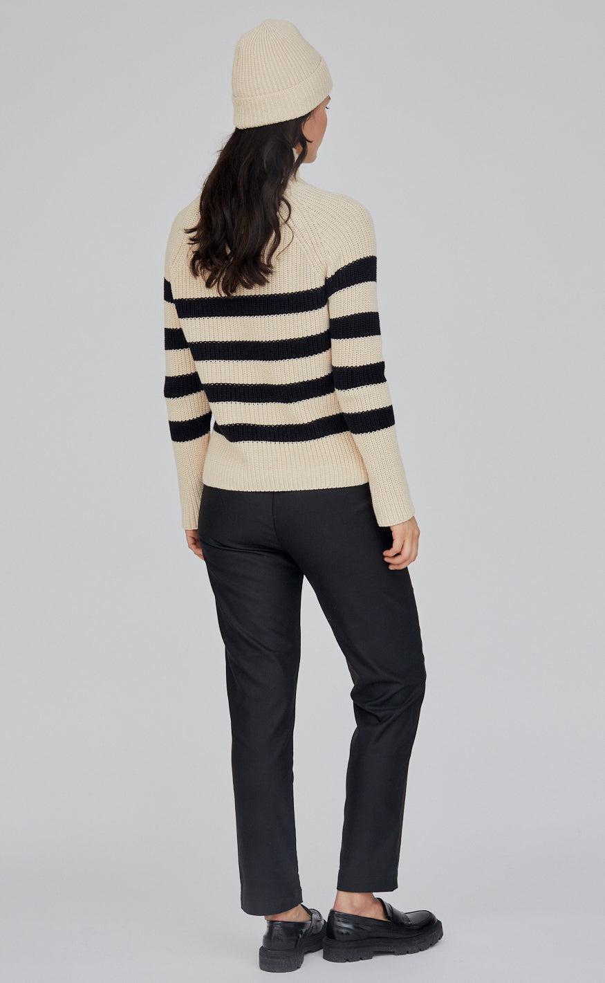 Basic Apparel Sweater - Sweety High Neck - Birch/Black