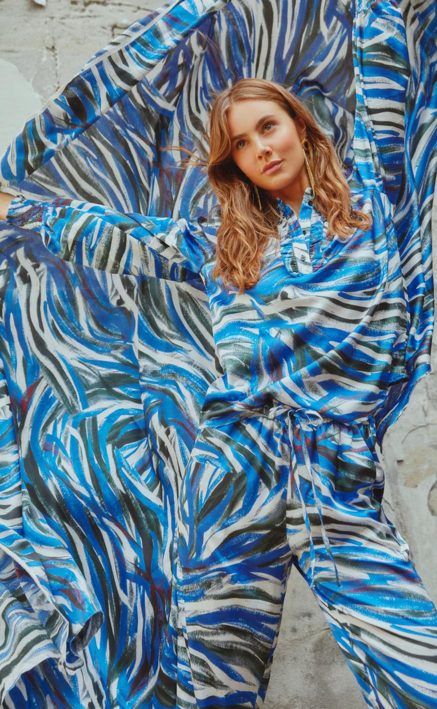 Love & Divine Bluse - Love850 - Blue Comb