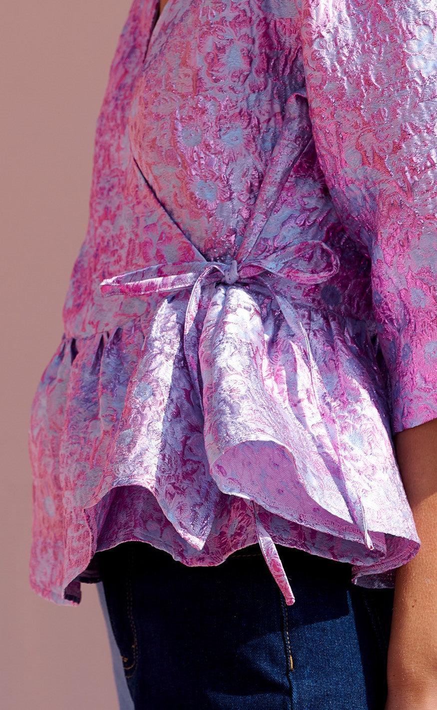 Noella Bluse - Neva Wrap - Lilac Jacquard