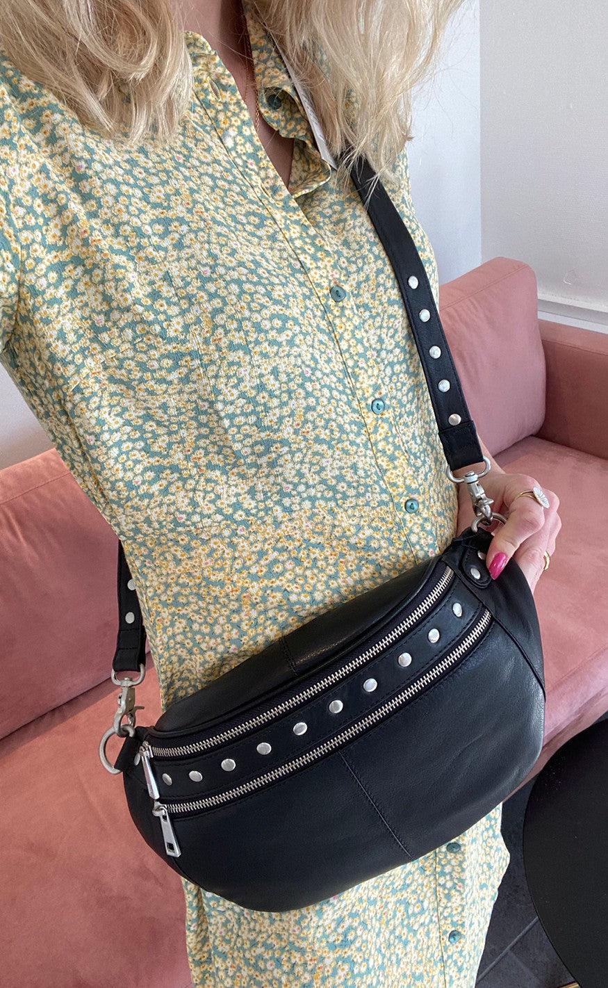 Tim & Simonsen Taske - Astrid Stud Bumbag - Black